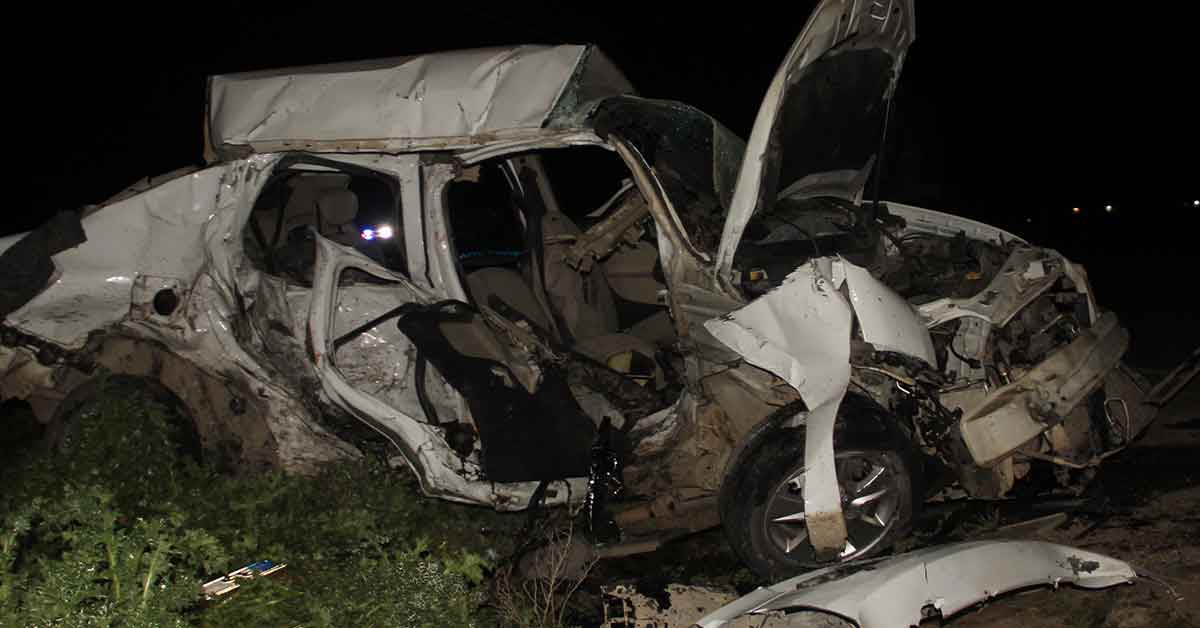 Şanlıurfa’da katliam gibi kaza: 5 ölü, 1 yaralı 1 Şanlıurfa’da katliam gibi kaza: 5 ölü, 1 yaralı
