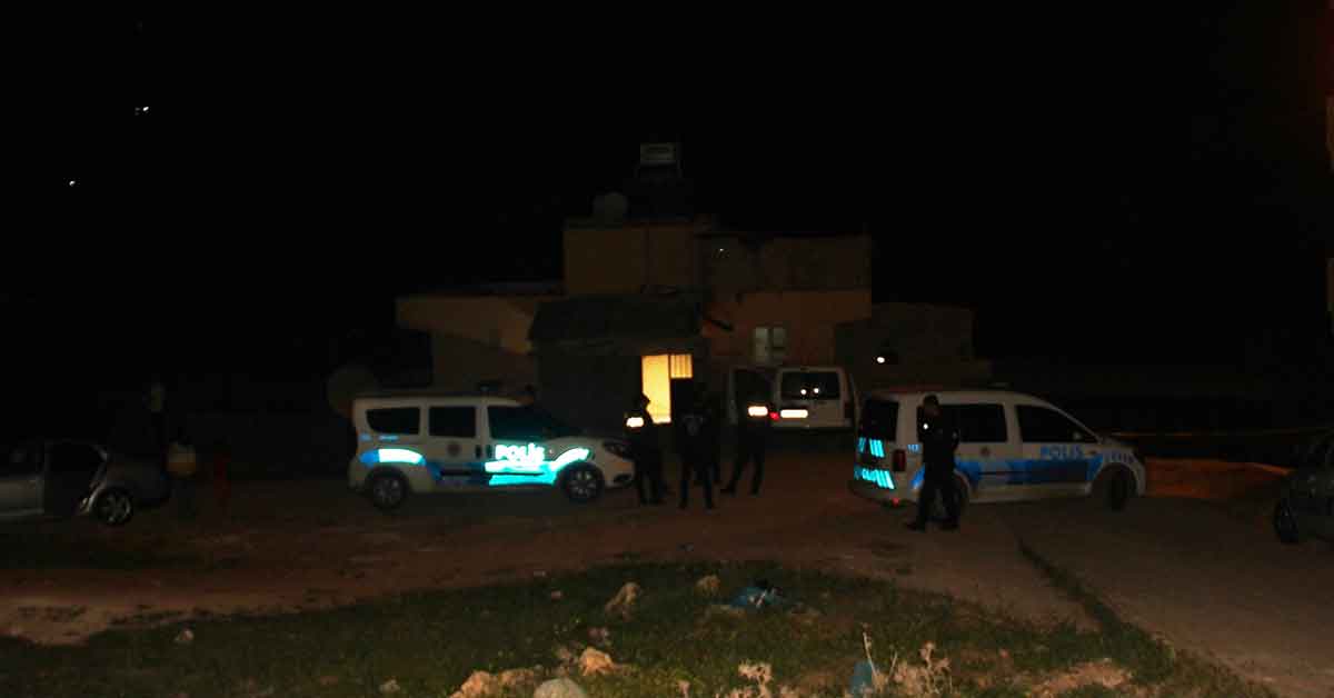 Urfa'daki yol verme kavgasında ölü sayısı 3'e yükseldi 2 Şanlıurfa’da yol verme kavgası: 2 ölü, 9 yaralı