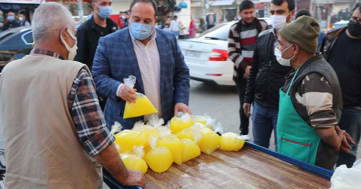 Başkan Ekinci, iftar Öncesi Esnaflarla Görüştü 1 Başkan Ekinci, iftar Öncesi Esnaflarla Görüştü