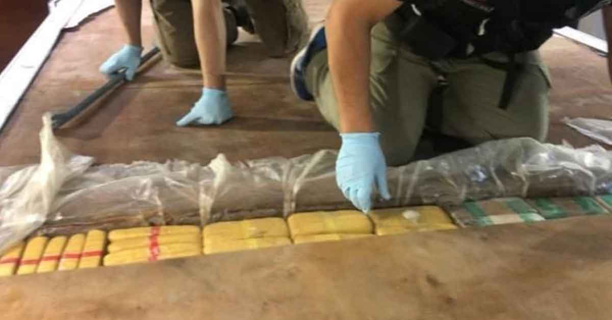 Aracın tabanından 139 kilo eroin çıktı