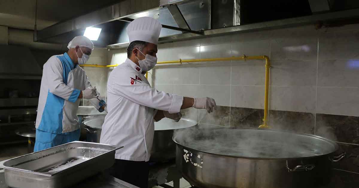 Başkan Canpolat İle Bayram Geleneği Unutulmuyor 4 canpolat 3