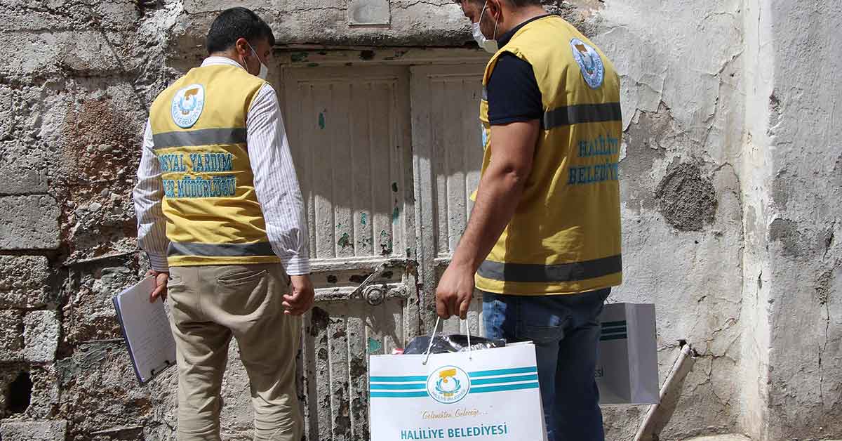 Bayramlık kıyafetleri, Haliliye belediyesinden 3 Bayramlık kıyafetleri, Haliliye belediyesinden