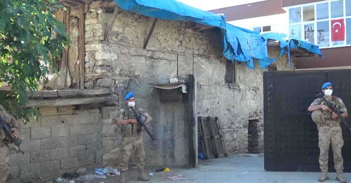 Silahlı kavga: 1 ölü, 3 yaralı
