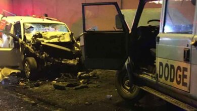 Feci kaza: 2 araç kafa kafaya çarpıştı 2 ölü, 2 yaralı