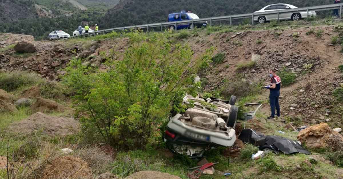 Uçuruma devrilen otomobildeki sürücü öldü