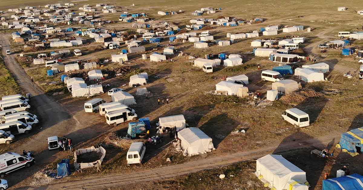 Tarımın bel kemiği Urfalı işçiler çadırlarında aşılandı 6 Tarımın bel kemiği Urfalı işçiler çadırlarında aşılandı