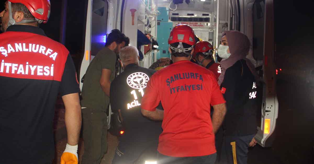Urfa'da Trafik kazası ekipler uçurumda yaralı aradı