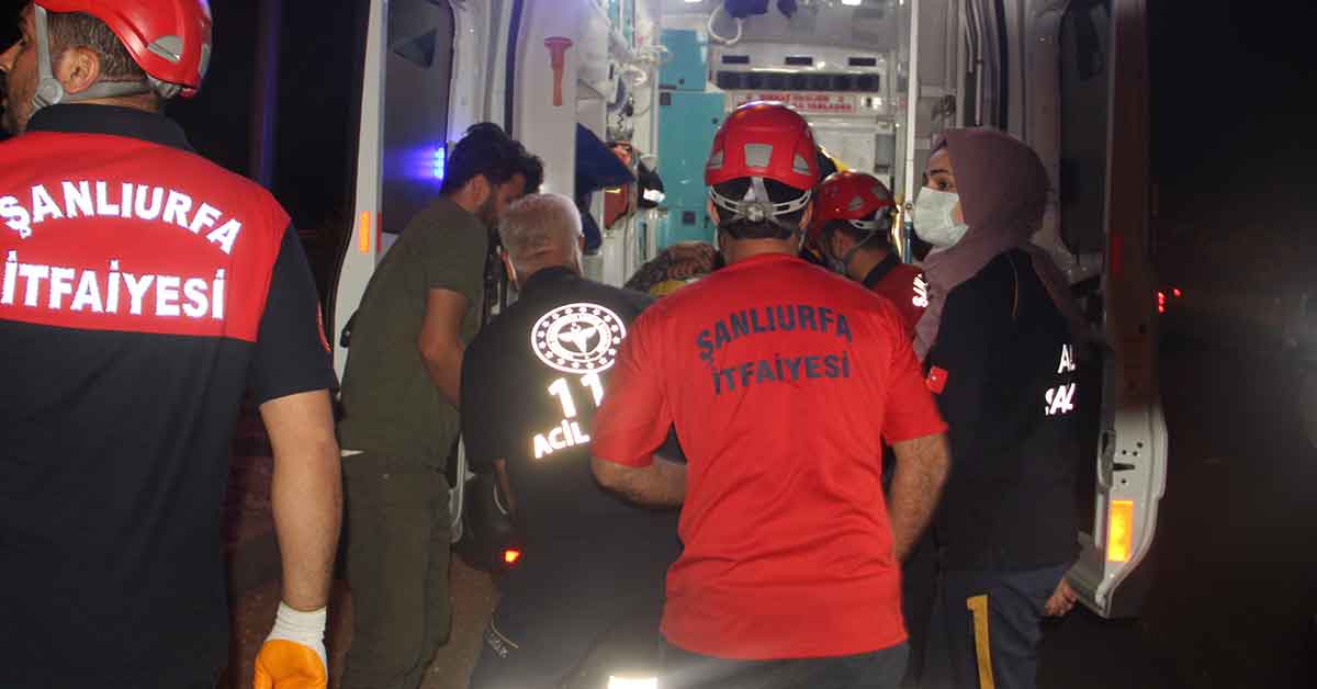 Urfa'da Trafik kazası ekipler uçurumda yaralı aradı 4 Urfa'da Trafik kazası ekipler uçurumda yaralı aradı