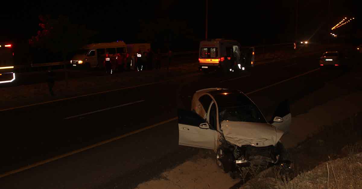 Urfa'da Trafik kazası ekipler uçurumda yaralı aradı 5 Urfa'da Trafik kazası ekipler uçurumda yaralı aradı