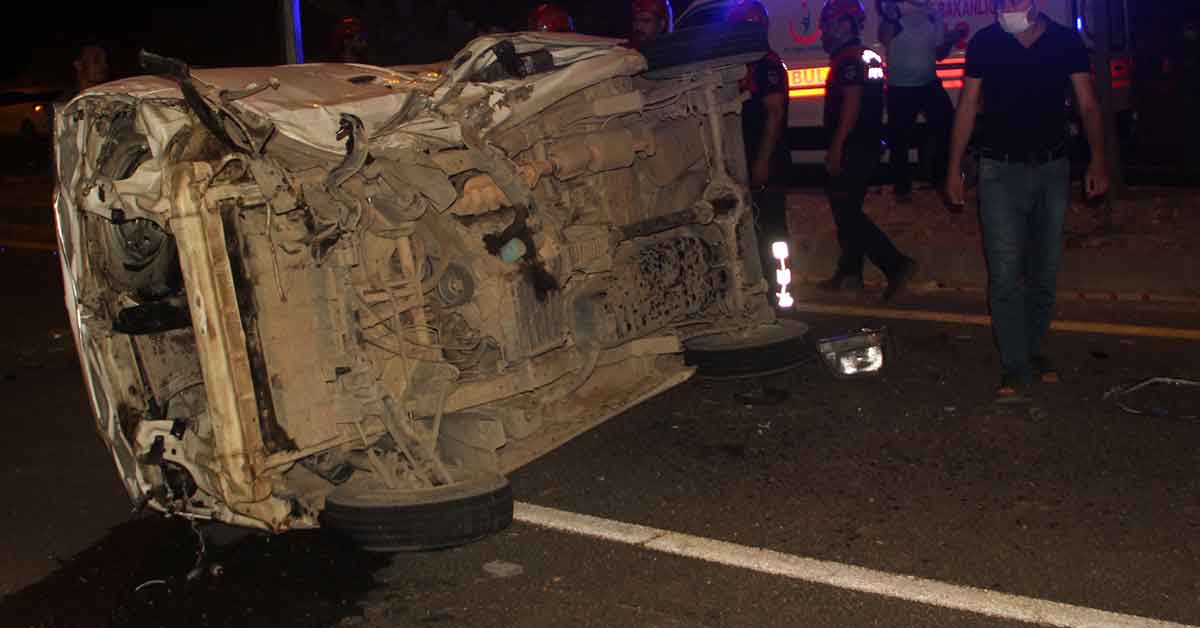 Urfa'da Trafik kazası ekipler uçurumda yaralı aradı 1 Urfa'da Trafik kazası ekipler uçurumda yaralı aradı