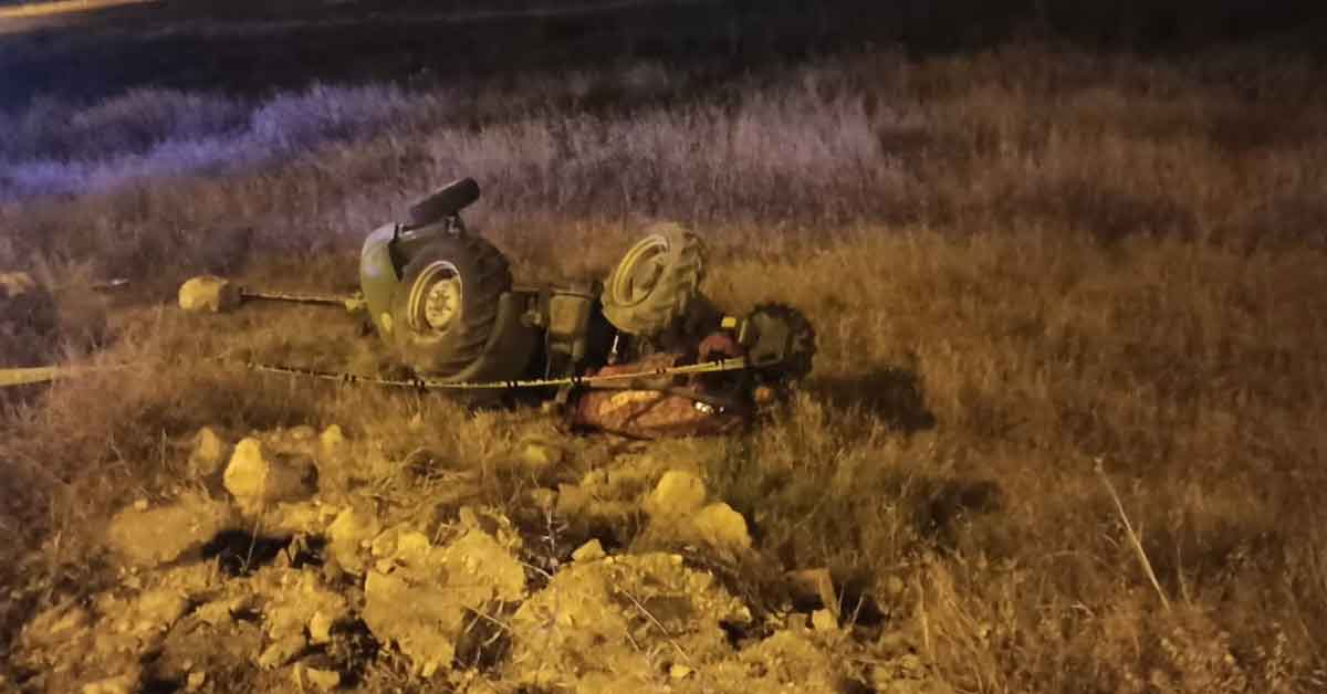 Urfa'da traktör şarampole devrildi: 1 ölü, 1 yaralı