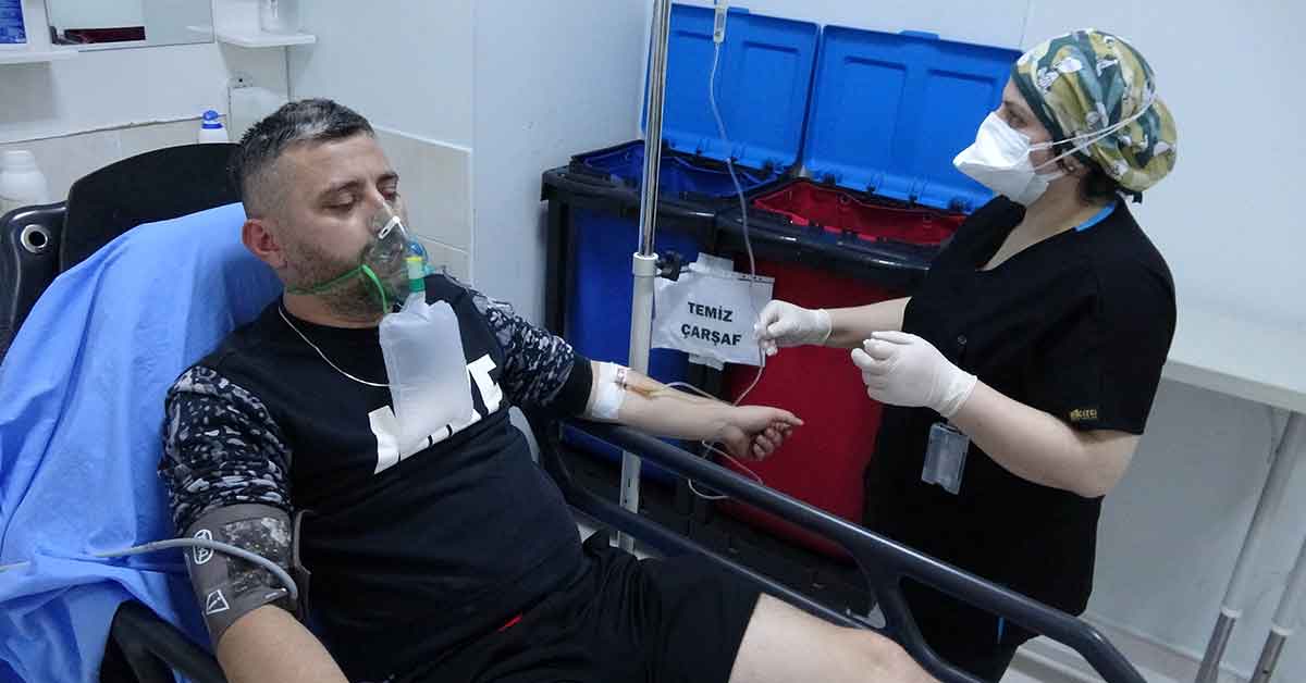 Yangına müdahale ederken hastanelik oldu