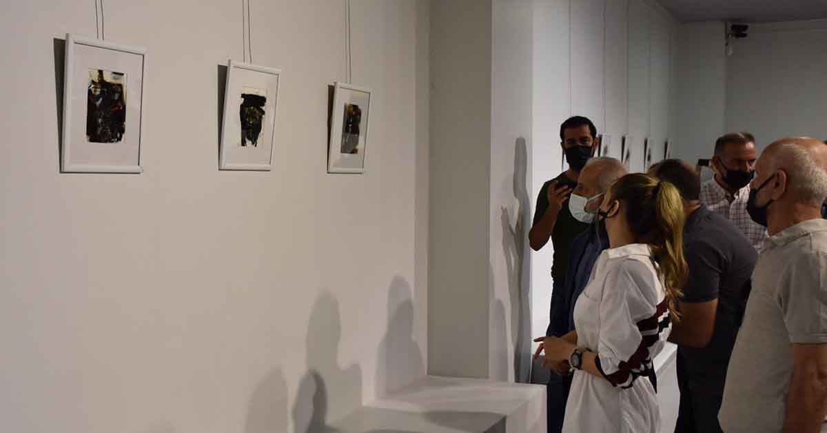 HRÜ’nin İki Önemli Sergisi, Sanatseverlerle Buluştu 3 Harran Üniversitesi’nin İki Önemli Sergisi, Şanlıurfa Arkeoloji Müzesinde Sanatseverlerle Buluştu