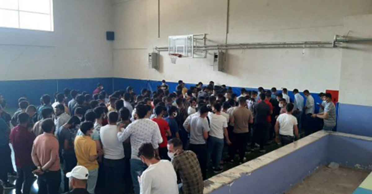 Şanlıurfa'da Asker adaylarının test kuyruğu