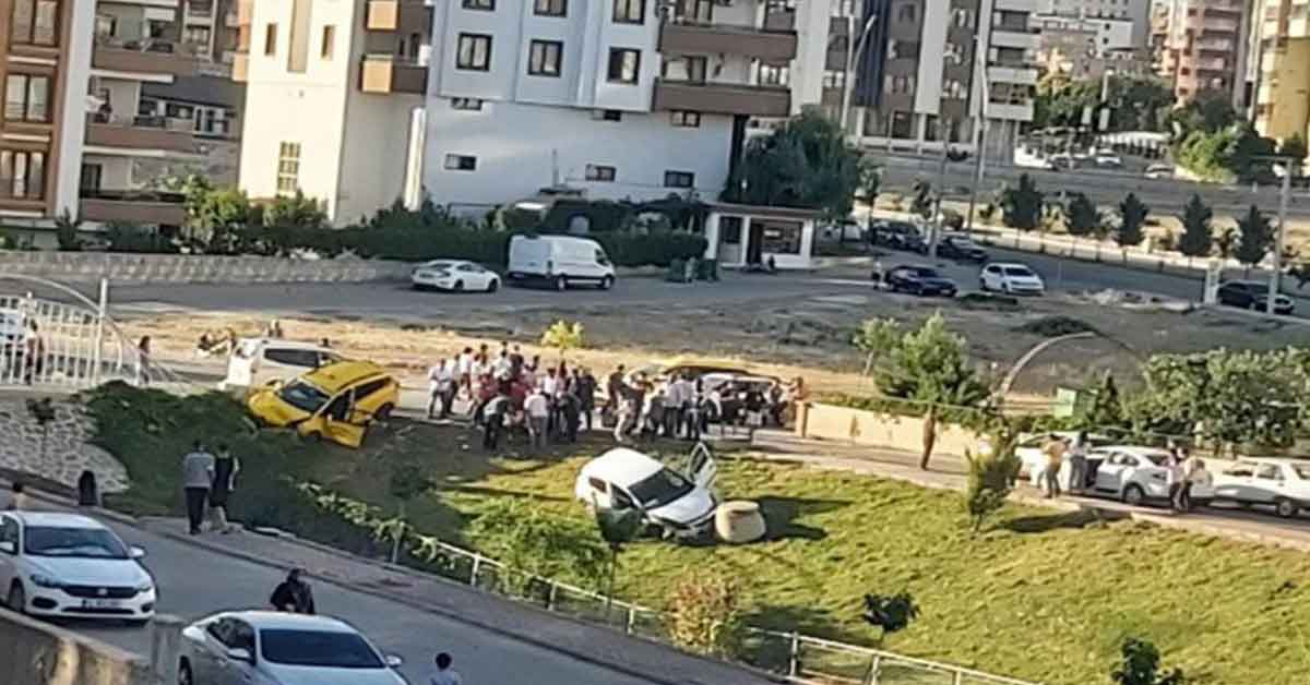 Karaköprü'de trafik kazası: 4 yaralı