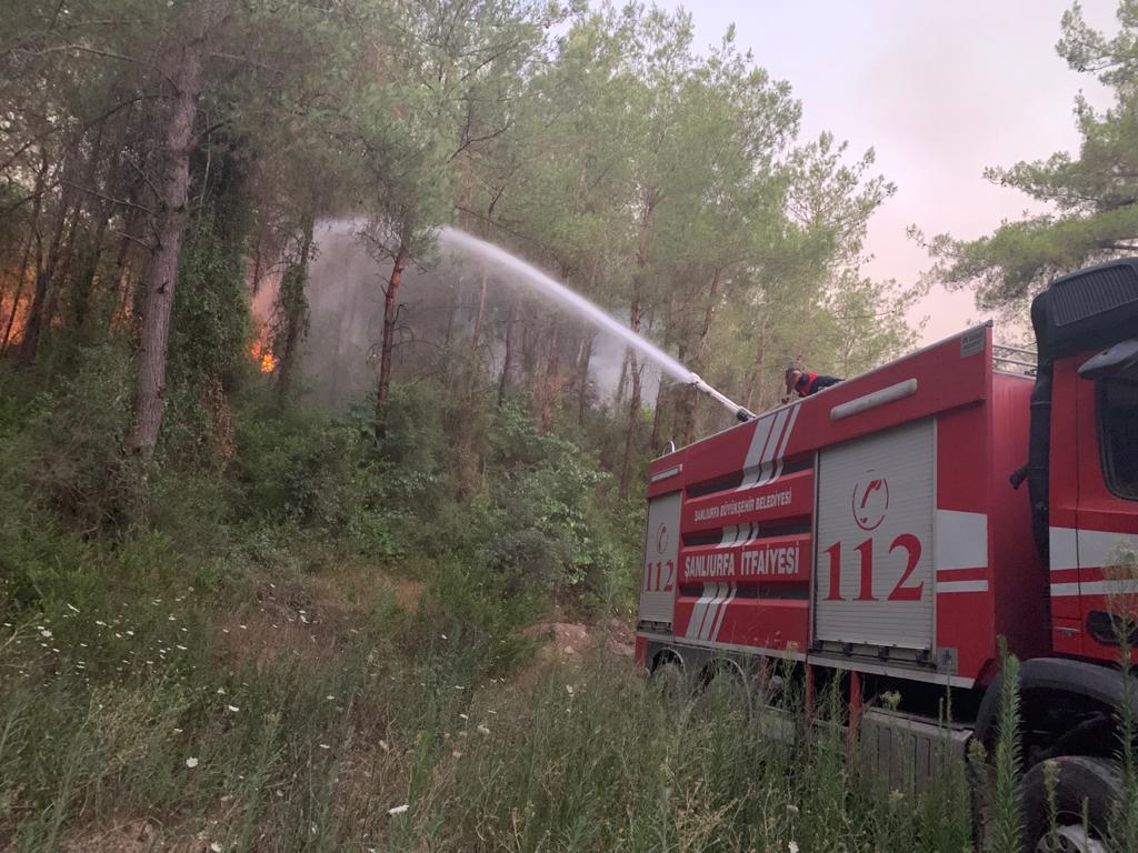 Şanlıurfa İtfaiye Ekipleri Osmaniye'ye Desteğe Gitti 1 IMG 20210730 WA0010