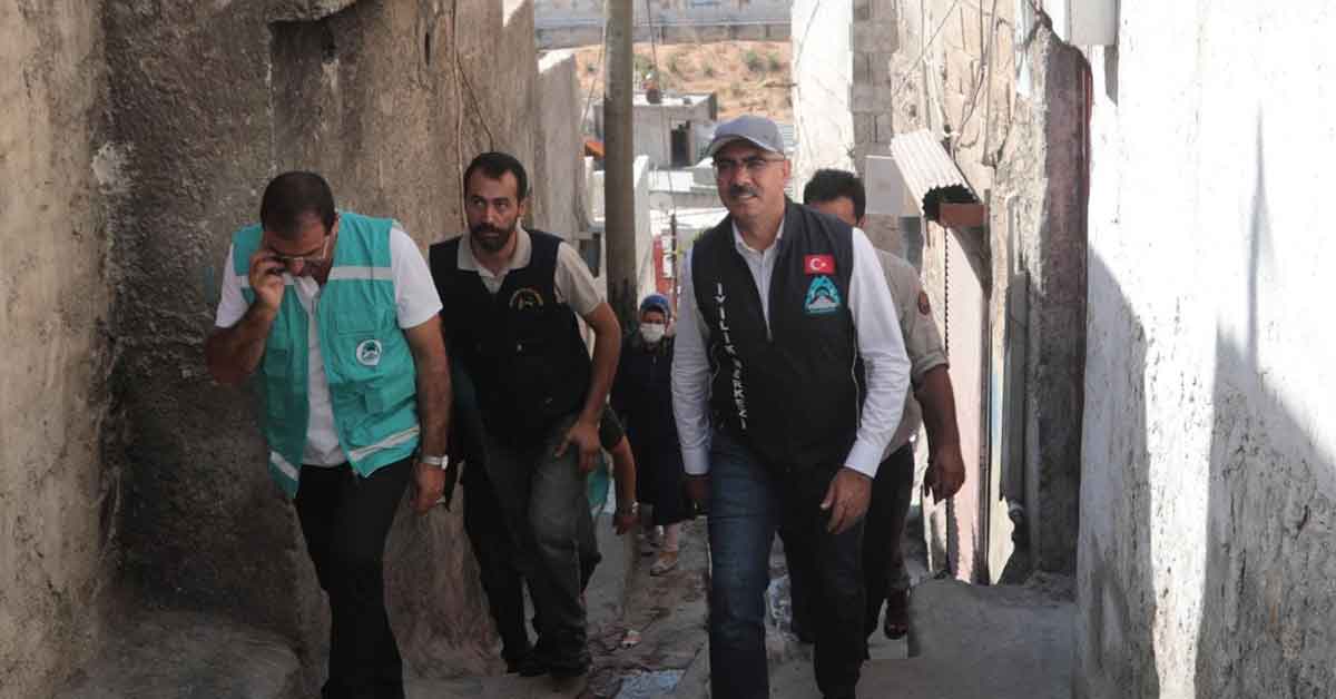 Başkan Kuş, Onlarca Aileye Kurban Dağıttı