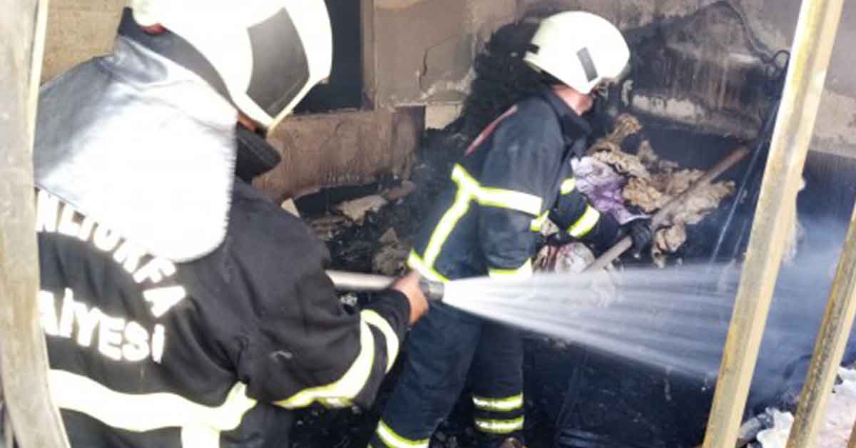 Eyyübiye'de ev yangını korkuttu