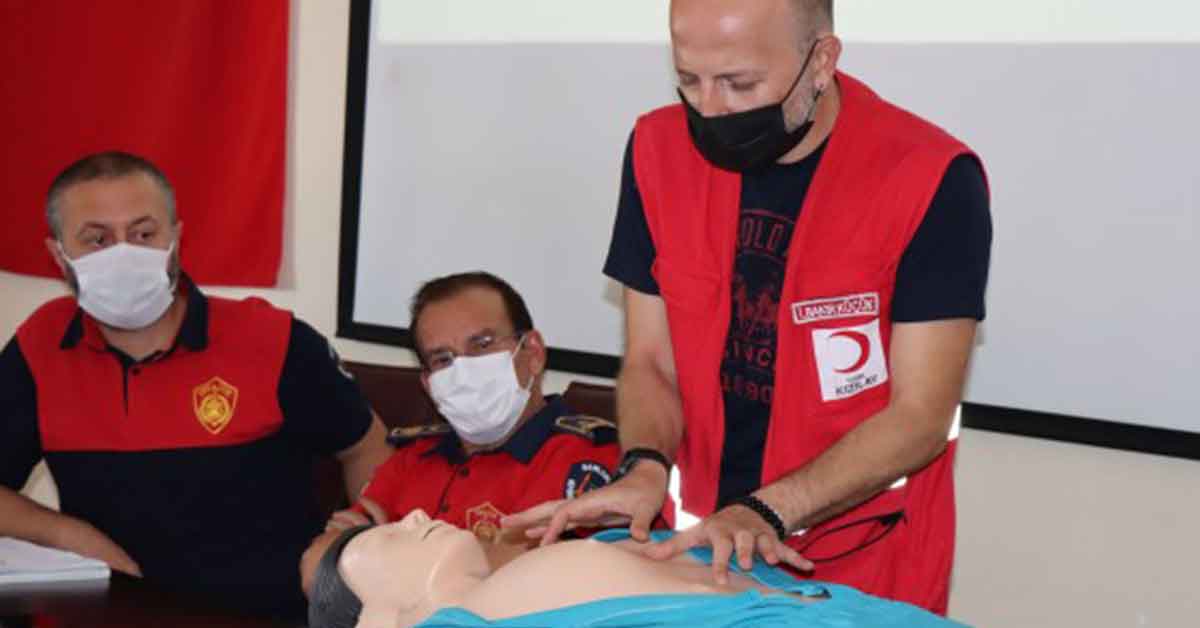 Urfa'da itfaiye personellerine eğitim verildi
