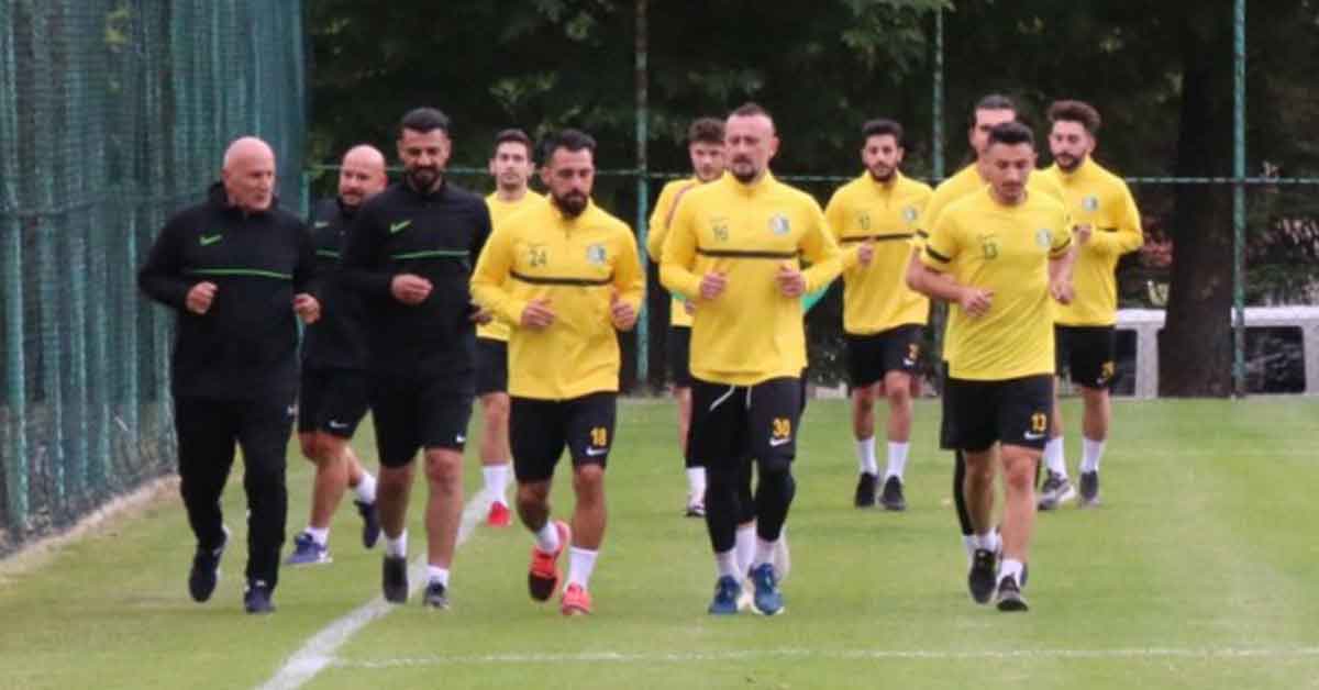 Şanlıurfaspor'da kamp sürüyor