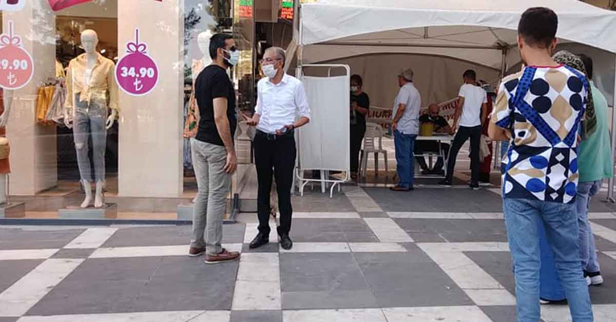 Başkan Kılcı insanları aşı olması için ikna etti 1 Başkan Kılcı insanları aşı olması için ikna etti