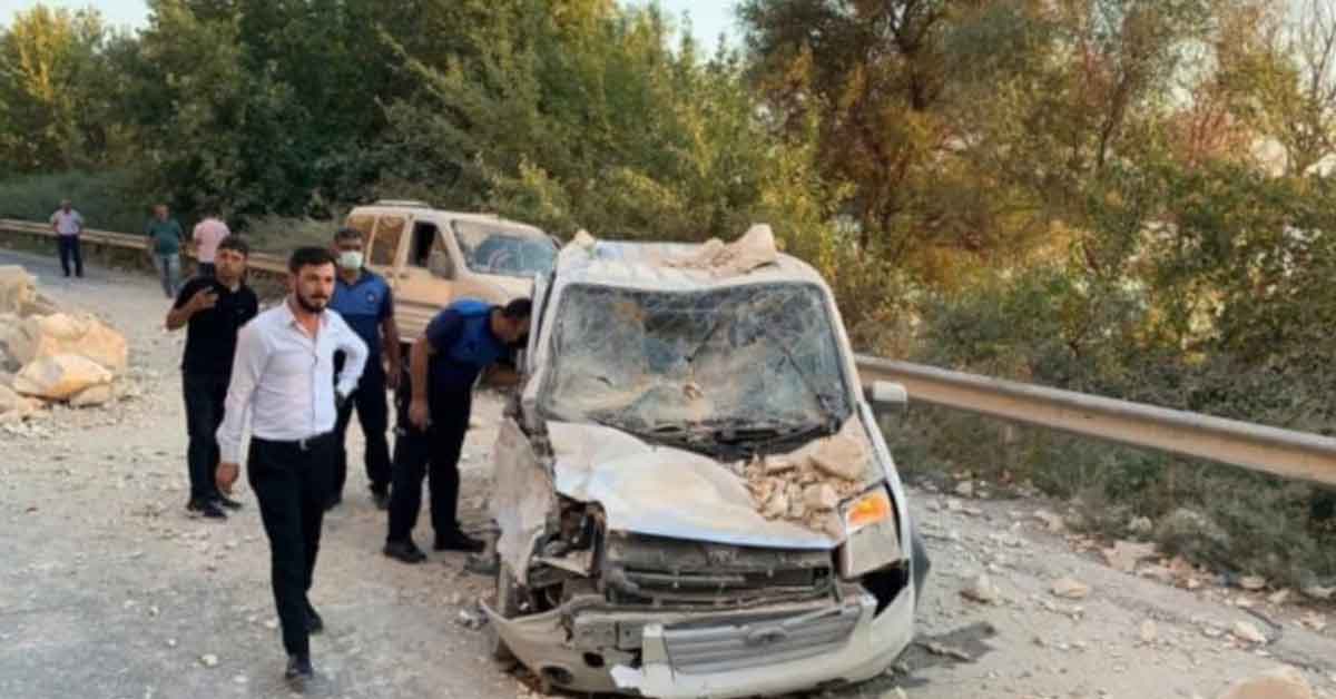 Birecik'te heyelan: 2 yaralı 1'i ağır 1 Birecik'te heyelan: 2 yaralı 1'i ağır