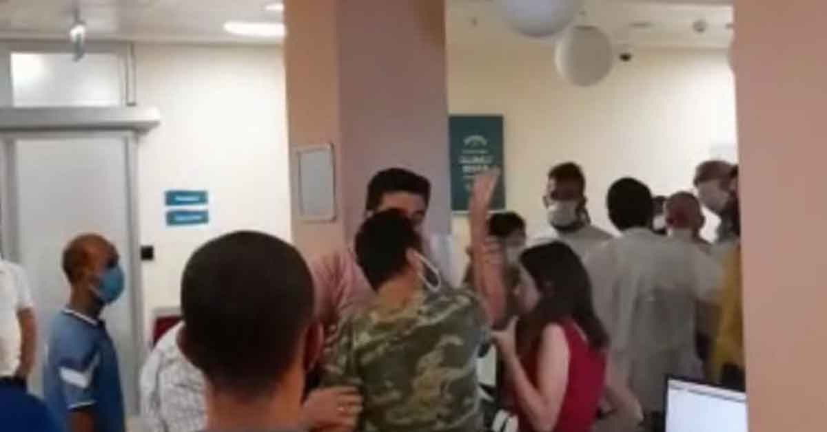 HRÜ Hastanesi çalışanlarından hasta yakınlarına küfür 1 HRÜ Hastanesi çalışanlarından hasta yakınlarına küfür