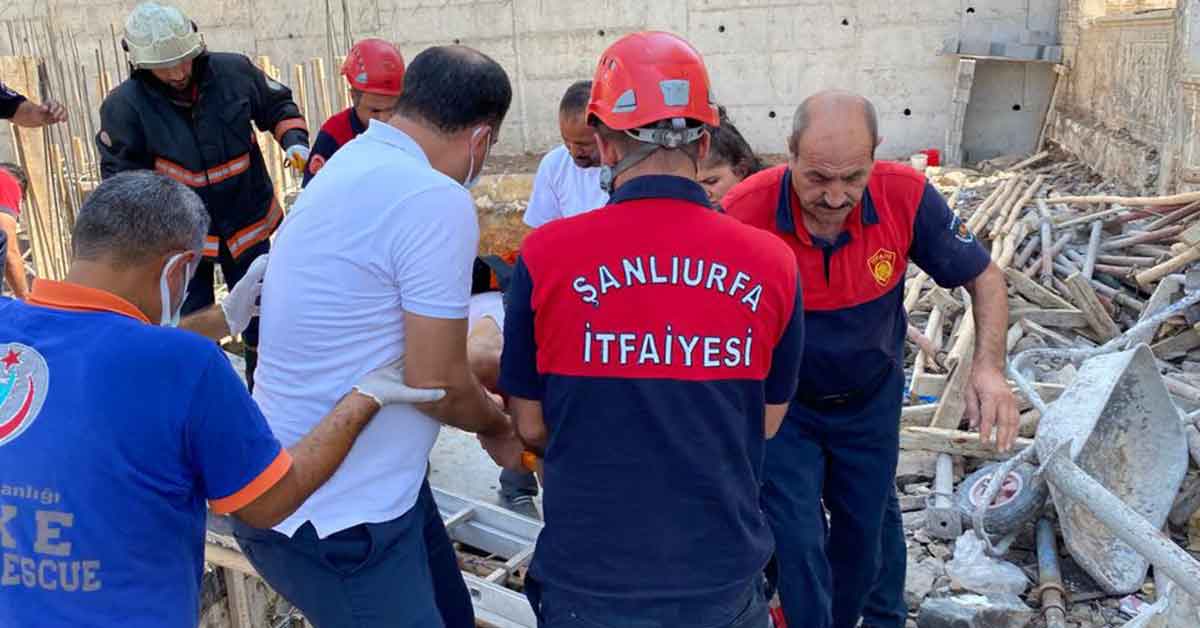 Şanlıurfa'da Bir İşçi İnşaat Çukuruna Düştü 2 insaat isci cukur