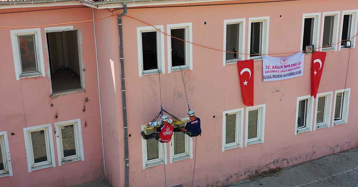 Urfa'da UMKE Deprem Tatbikatı Gerçekleştirdi