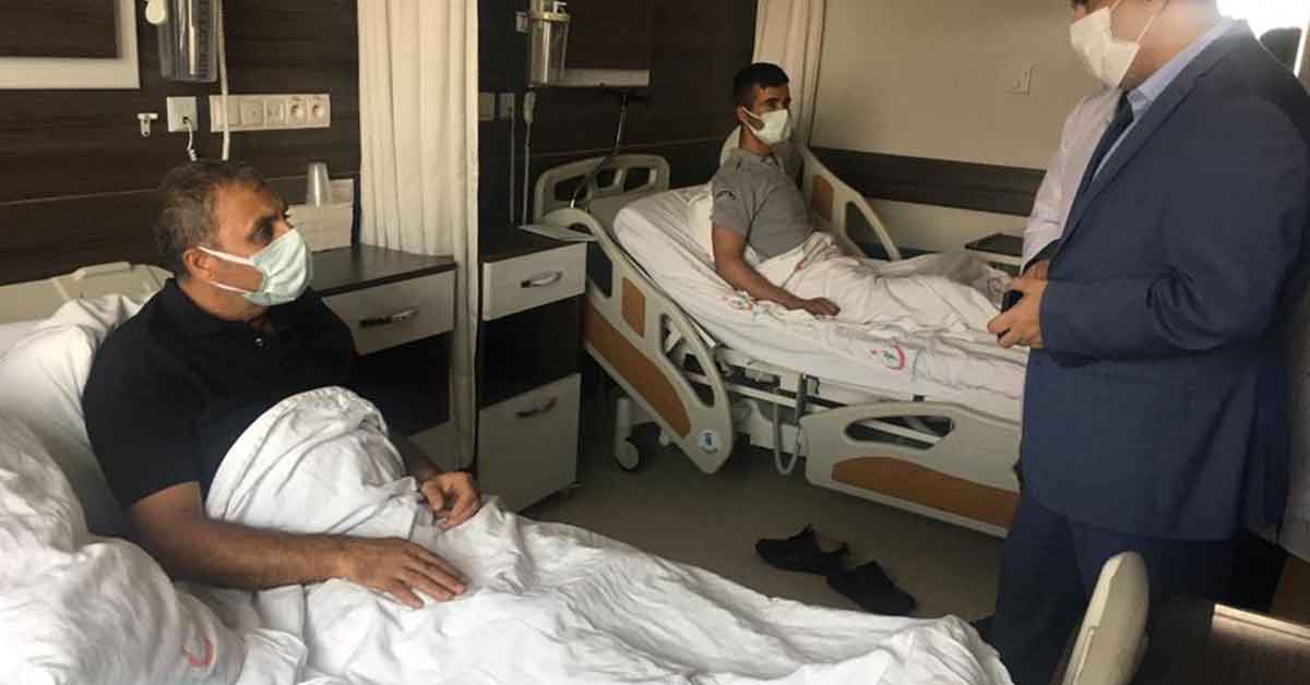 Gülüm'den Birecik'te Darp Edilen Personellere Ziyaret 1 Gülüm'den Birecik'te Darp Edilen Personellere Ziyaret