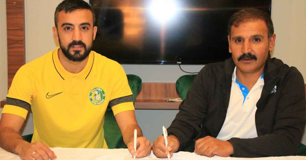 Şanlıurfaspor'da 3 transfer birden 3 Şanlıurfaspor'da 3 transfer birden