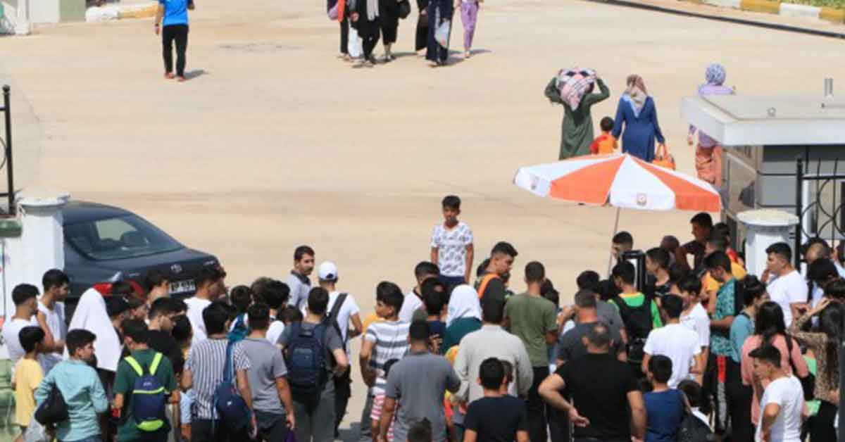 Şanlıurfa'da yüzme kuyruğu