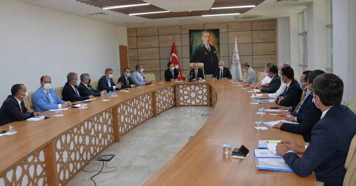 Bakan Yardımcısı Şanlıurfa Milli Eğitim Müdürlüğünü Ziyaret Etti