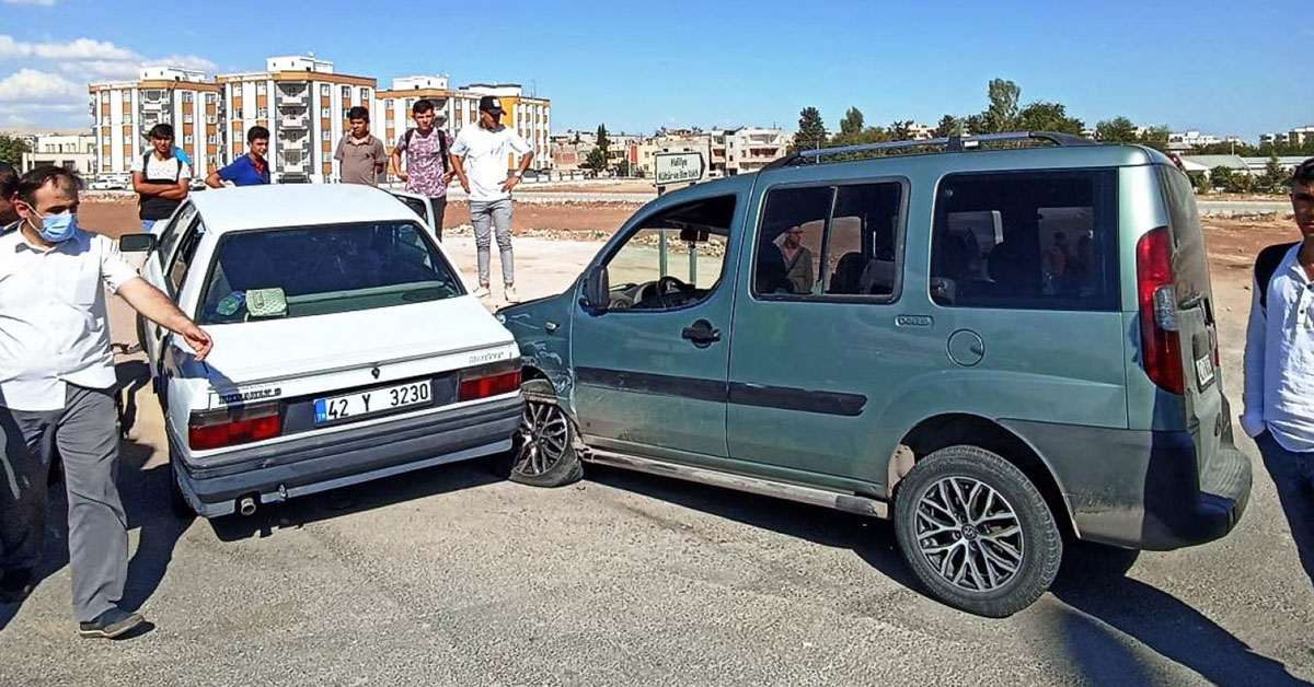 Şanlıurfa'da Otomobil İle Kamyonet Çarpıştı 1 halilye kaza