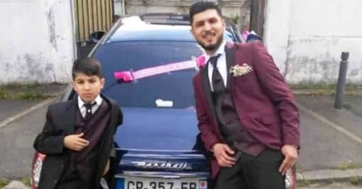 Urfalı aile Fransa'ya dönerken feci kaza geçirdi 1 Urfalı aile Fransa'ya dönerken feci kaza geçirdi
