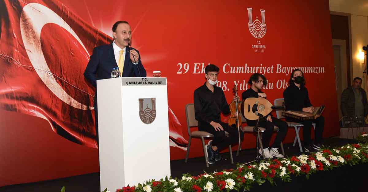 Şanlıurfa’da Cumhuriyet Resepsiyonu 1 Şanlıurfa’da Cumhuriyet Resepsiyonu
