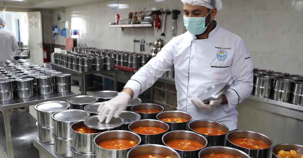 Haliliye'de ihtiyacı olan her eve sıcak yemek