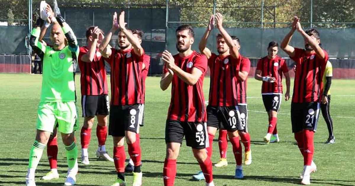 Karaköprü Belediyespor Maçtan Galibiyetle Ayrıldı