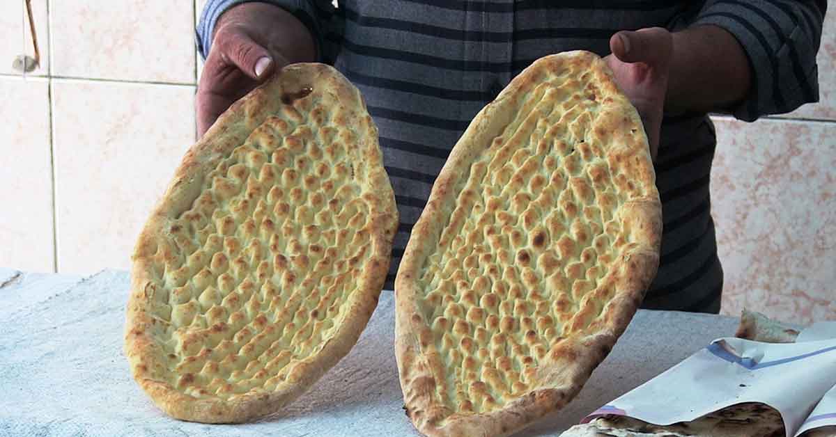Şanlıurfa'da Fakir - Fukaranın Ekmeğiyle Oynadılar 1 Şanlıurfa'da Fakir - Fukaranın Ekmeğiyle Oynadılar