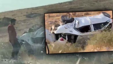Urfa'da otomobil şarampole uçtu: 2 yaralı