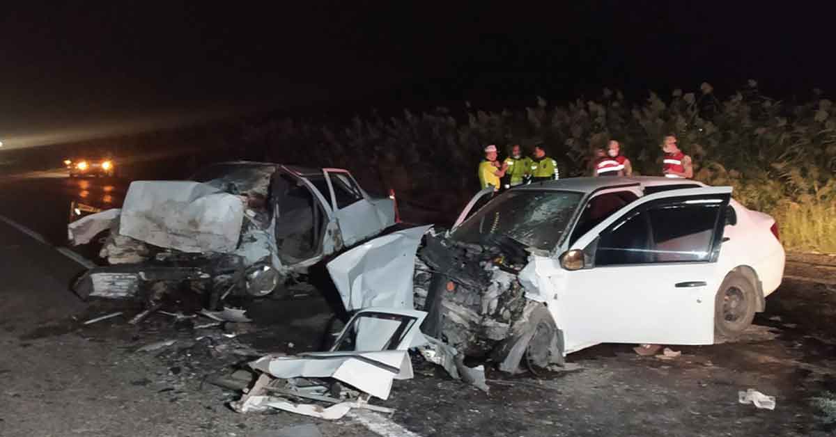 Urfa'da iki araç çarpıştı: 2 ölü