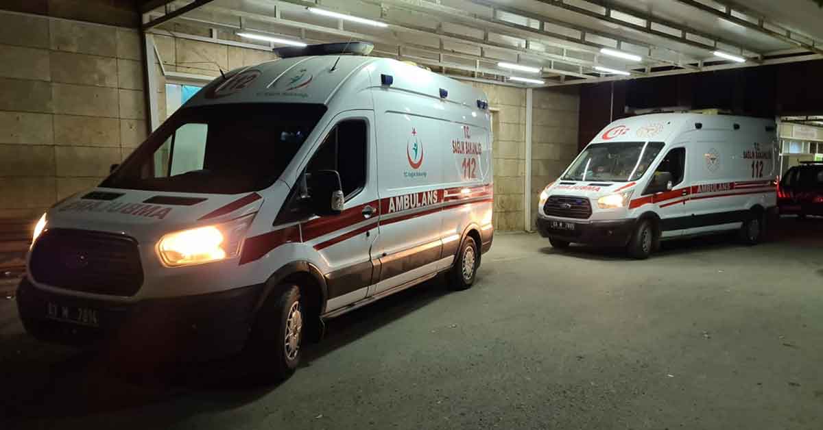 Urfa'da otomobiller çarpıştı