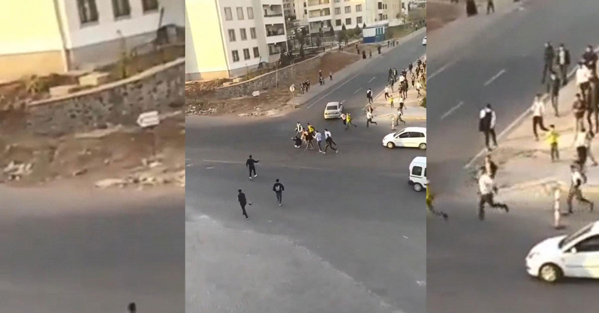 Urfa'da Liseliler tekme Tokat Birbirine Girdi 1 urfa liseli kavga 1