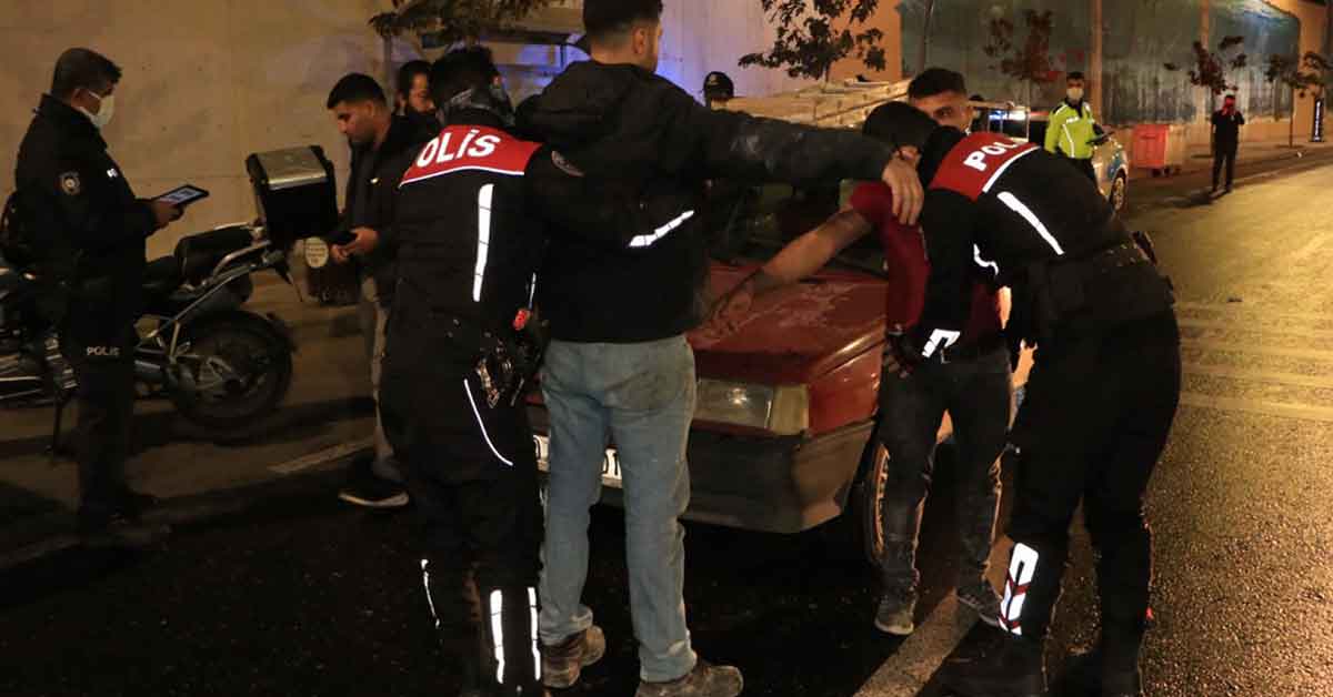 Şanlıurfa'da 600 Polisle Asayiş Uygulaması Yapıldı