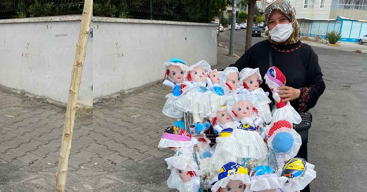 Urfa'da bez bebekle geçimini sağlıyor 1 Urfa'da bez bebekle geçimini sağlıyor