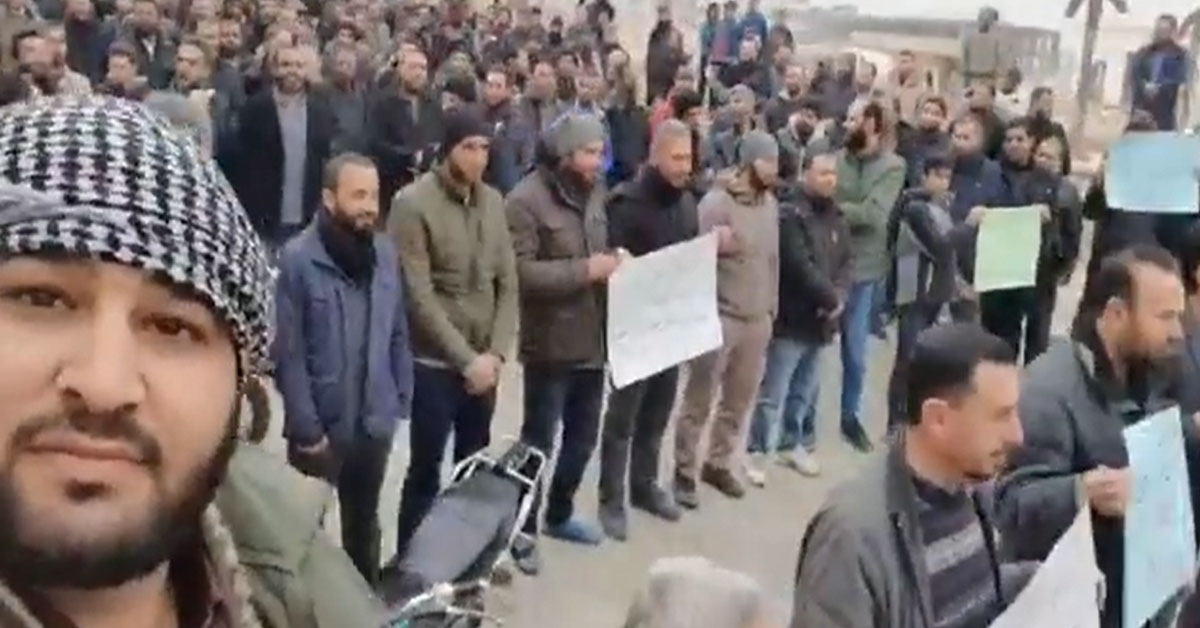 Türkiye'nin Maaşını Ödediği Öğretmenler Meydana İndi 1 suriye ogretmen
