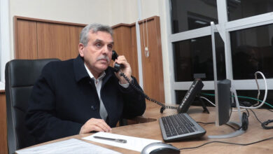 Photo of Beyazgül, Telefonun Başına Geçip Çağrılara Cevap Verdi