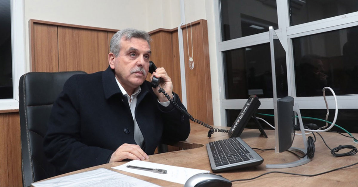 Beyazgül, Telefonun Başına Geçip Çağrılara Cevap Verdi 1 beyazgul 1
