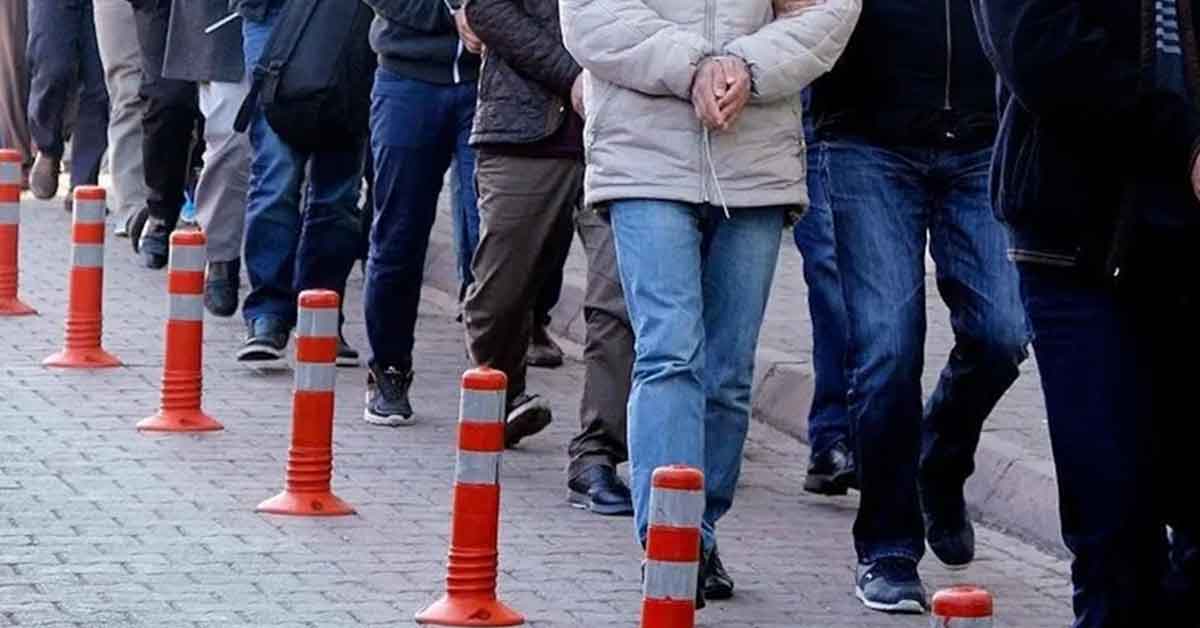 Soylu yakalanan göçmen kaçakçısı sayısını açıkladı