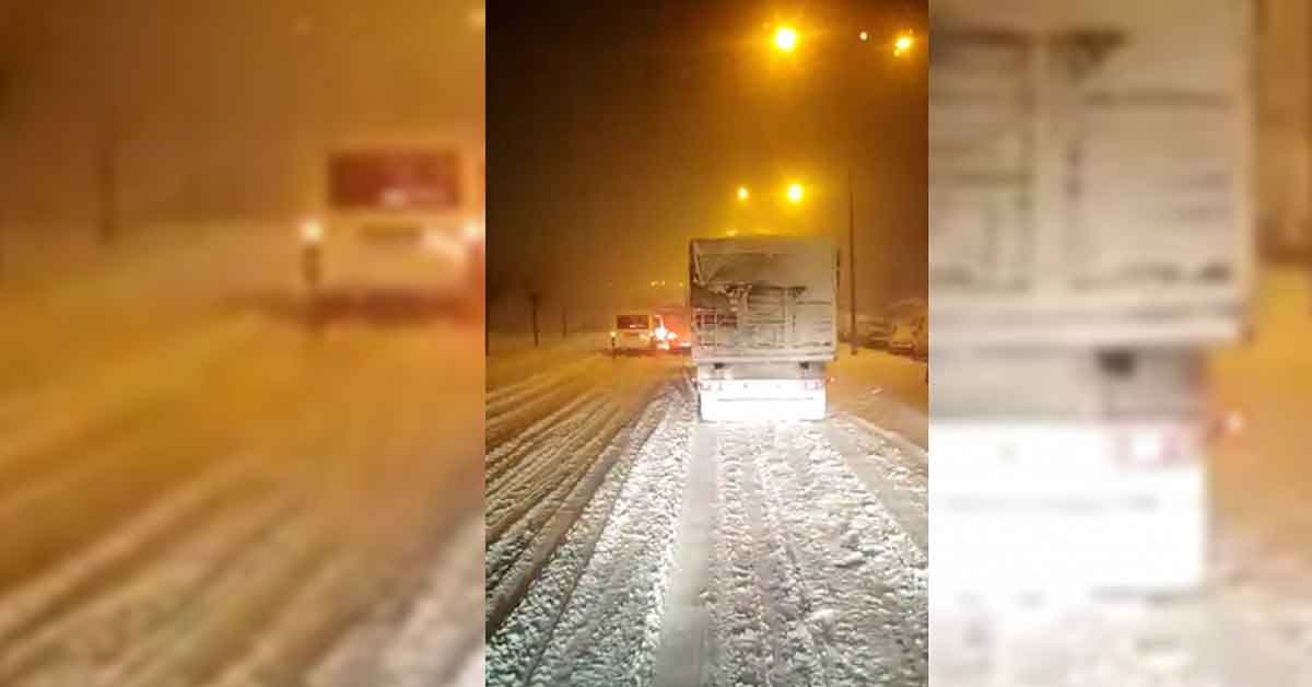 Urfa'da Kar yağışı, kazalar... Onlarca araç mahsur kaldı!